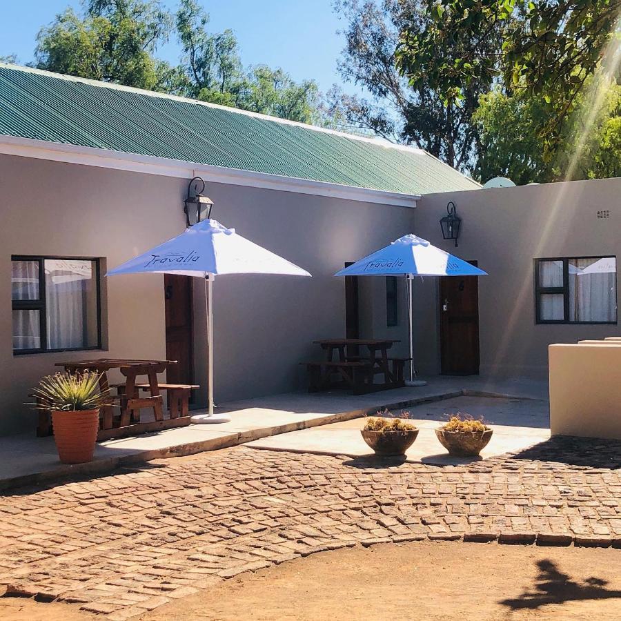 Villa Travalia Guest Farm Nelspoort Exterior foto